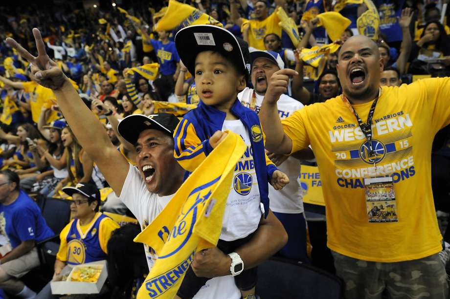 warriors_fans